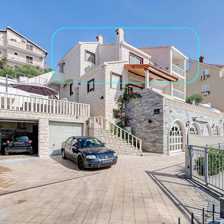 Apartments With Pool Vrdoljak Omiš Exteriör bild